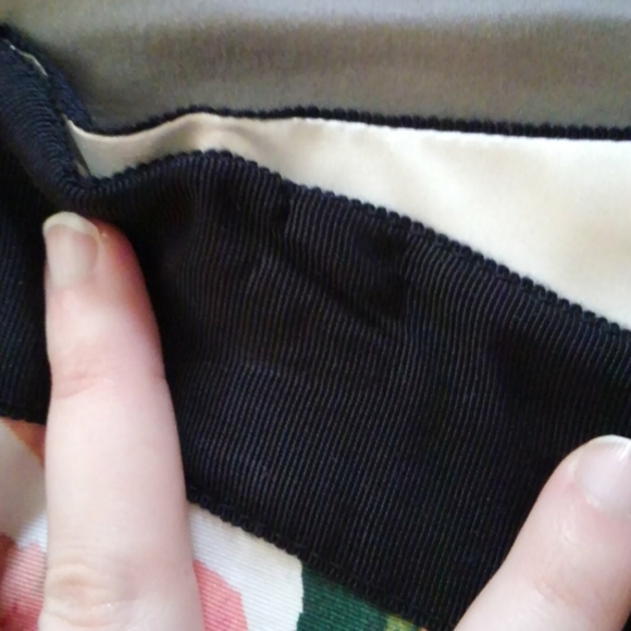 PETITE White House Black Market skirt - Picture 4 of 5